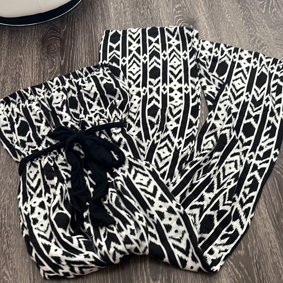 Tribal print pant suit, black and white, perfect for beach, M - Picture 6 of 7